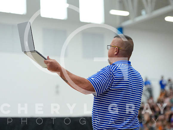 ©CGP 091426 HOCO 001170