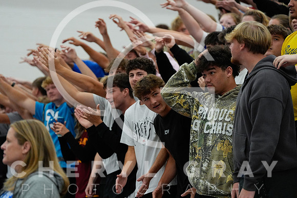 ©CGP 091426 HOCO 001246