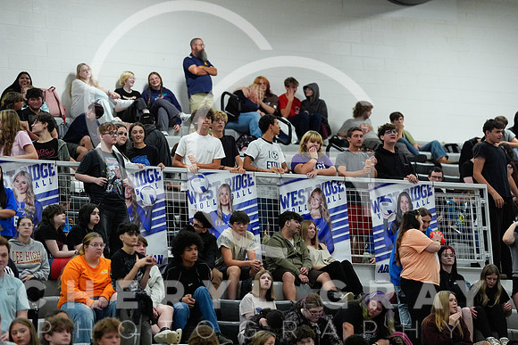 ©CGP 091426 HOCO 001995