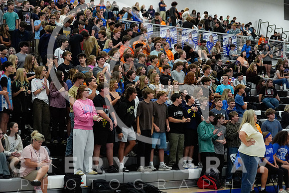 ©CGP 091426 HOCO 002132