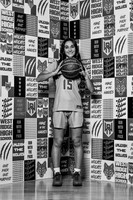 ©CGP 102426 WRgirlsBB 000133BW_