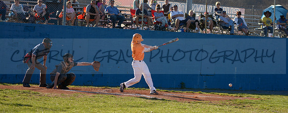 vsUH032917_0118