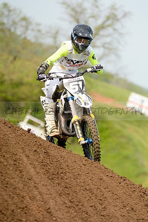 MC0429017_0197