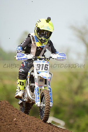 MC0429017_0235