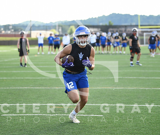 ©CGP 071124 Scrimmage WR UC ELIZ 0524