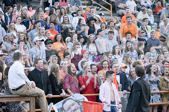 vsUC092217_0305