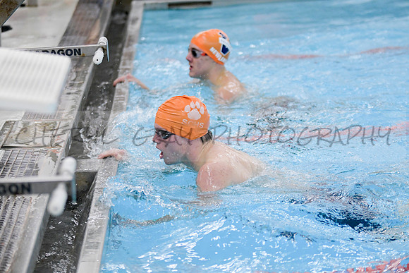 SCHS121817_2345