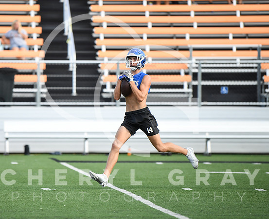 ©CGP 071124 Scrimmage WR UC ELIZ 0372
