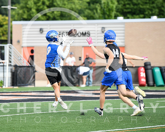 ©CGP 071124 Scrimmage WR UC ELIZ 0429