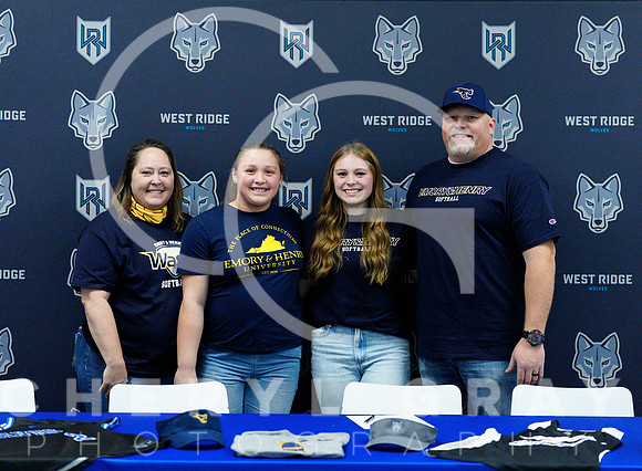 ©CGP 013125 Softball 0013