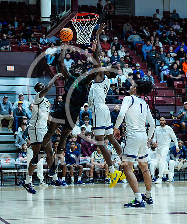 ©CGP 123024 GAME 25 Calvary vs St. Joseph 00106