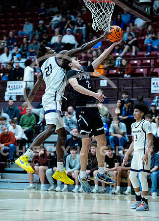 ©CGP 122824 GAME 18 Calvary vs St. Michael 00203