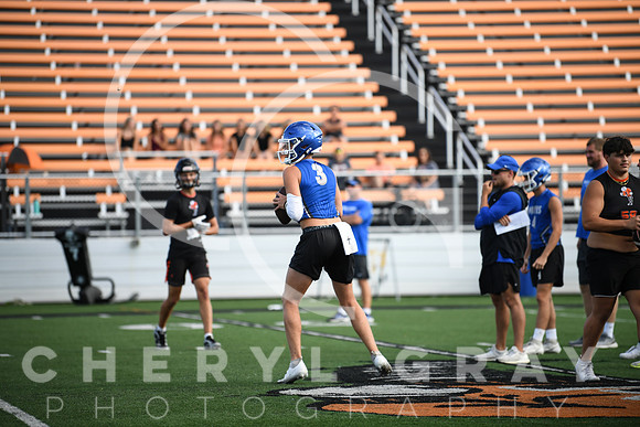 ©CGP 071124 Scrimmage WR UC ELIZ 0243