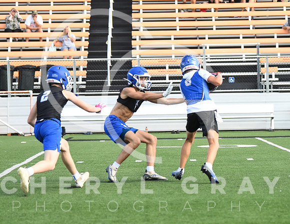 ©CGP 071124 Scrimmage WR UC ELIZ 0282