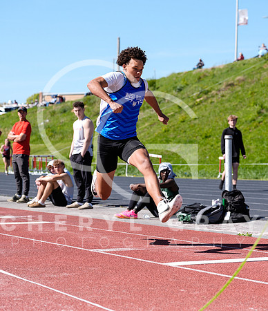 ©CGP 041625 Meet at Dobyns Bennett 00240